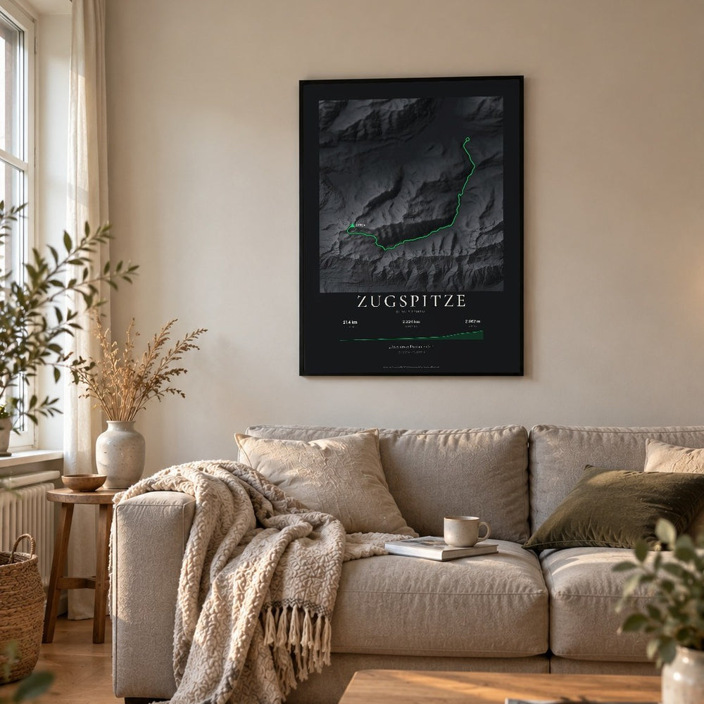 Reliefposter Zugspitze im Stil Nacht über einem hellen Sofa